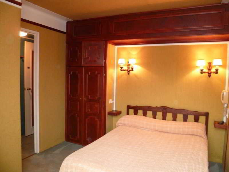 Hotel Pb - Paris-Barcelone Perpignan Exterior photo