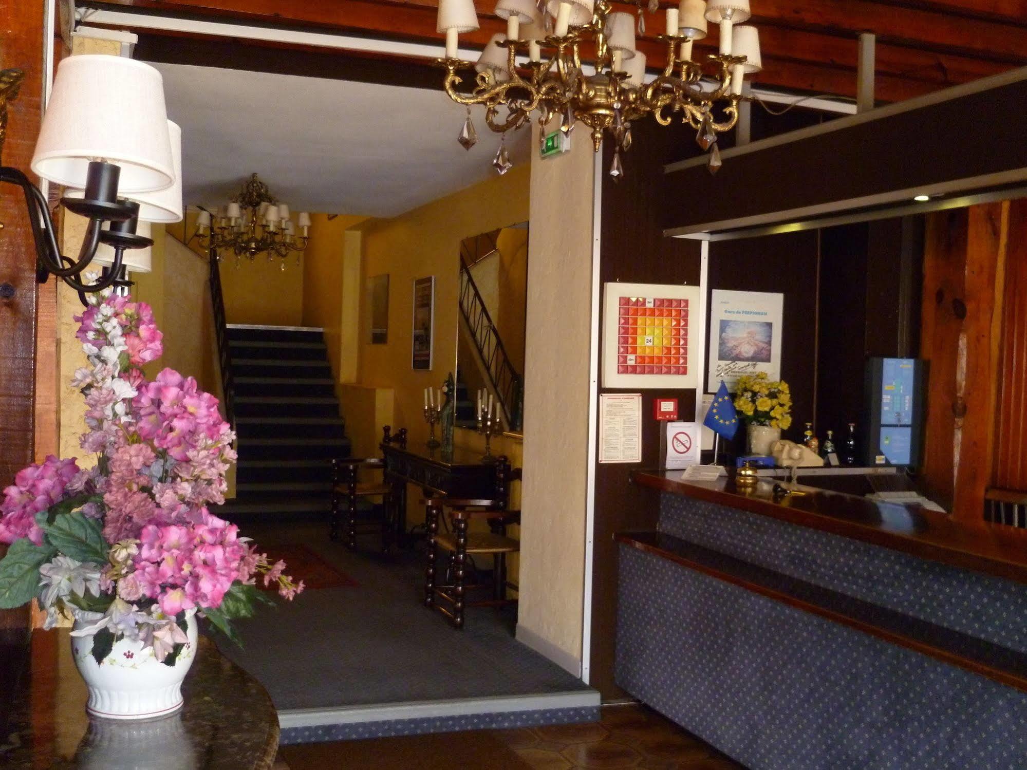 Hotel Pb - Paris-Barcelone Perpignan Exterior photo